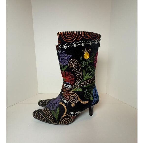 Zeyzani Women's Size 6.5 Black One of a kind Suzani Kitten Knee Hight Boots EUC - Picture 1 of 7